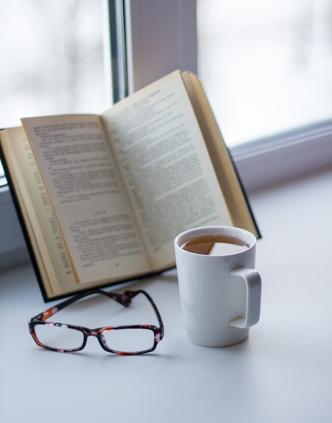 books-and-glasses-.jpg books-and-glasses-.jpg